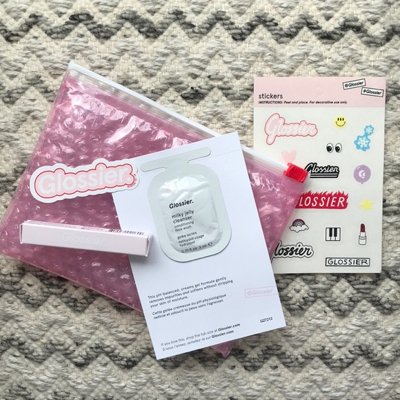 Other - 🍊Glossier Beauty Bundle